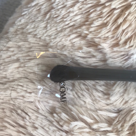 NEW Lancôme Two Heads Brush - Picture 3 of 3